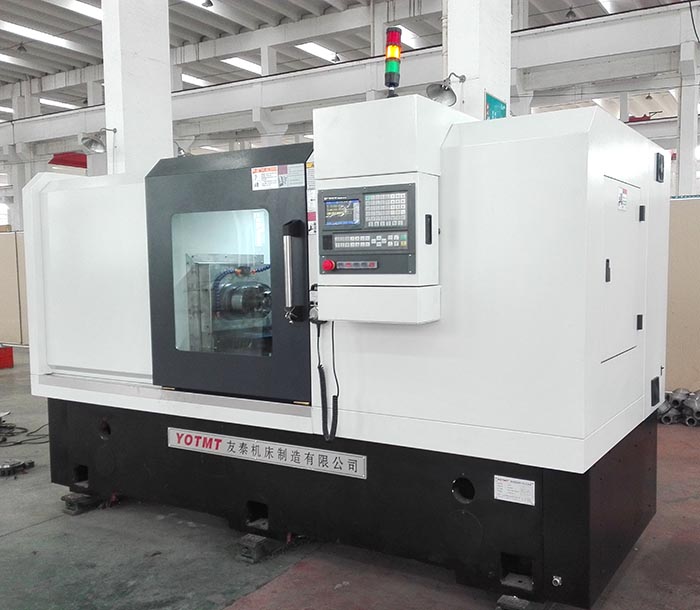 電動(dòng)三輪車(chē)後橋數(shu)控專用(yong)機床側(cè)面圖2