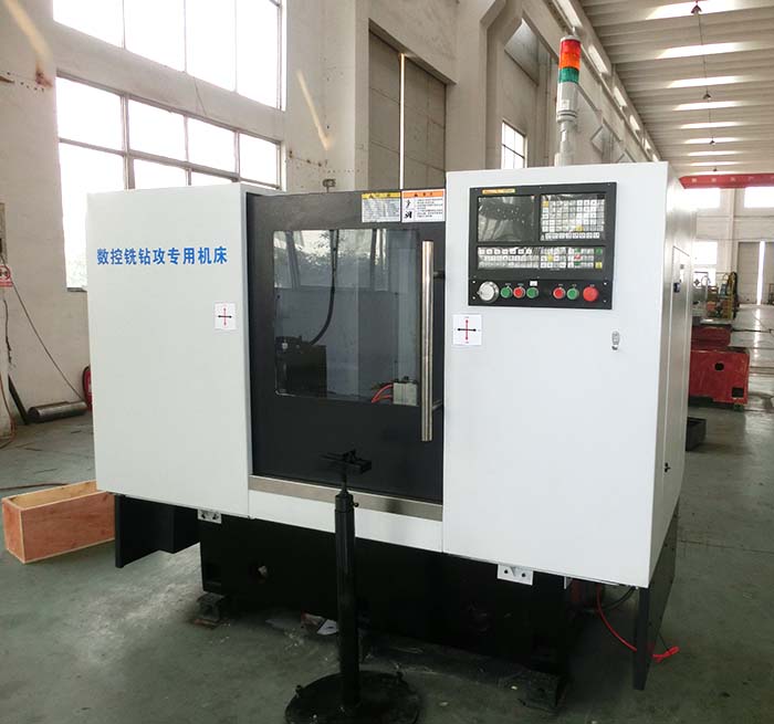 ZY-50數控銑(xǐ)鑽攻專(zhuan)用機床(chuáng)側面圖(tu)